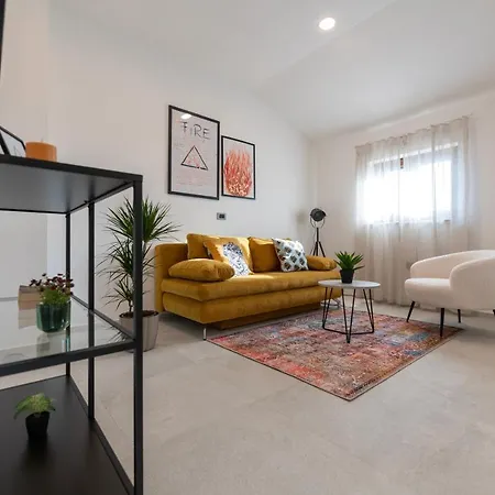 4 Elements - Luxury Family