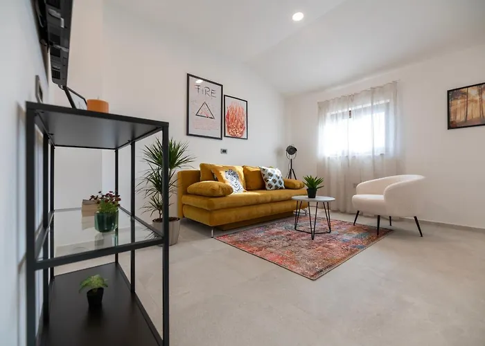 4 Elements - Luxury Family